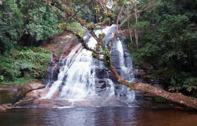 Cachoeira do Tombador - trilha das Cachoeiras do Ubatumirim Ubatuba SP