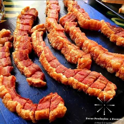Tabua de torresmo