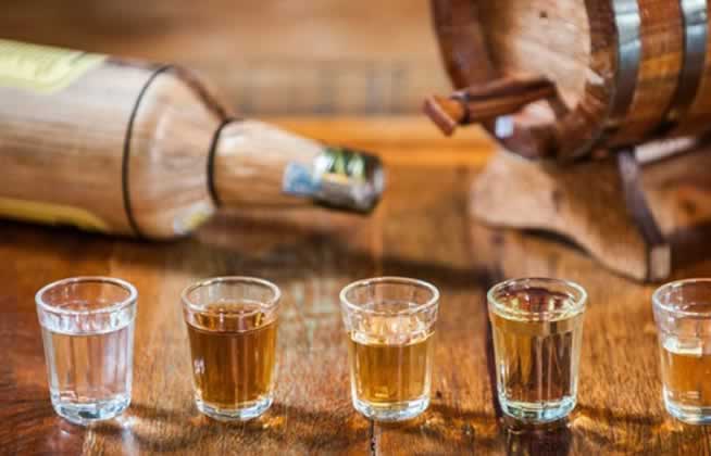 Cachaça artesanal