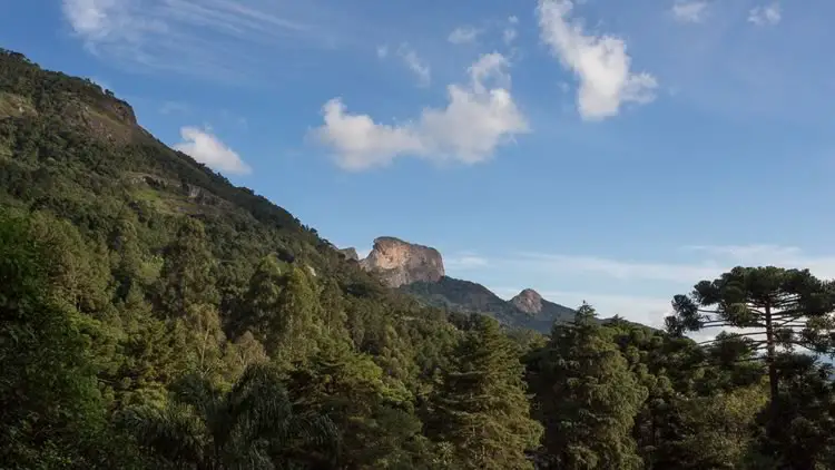 Pedra do Baú