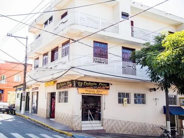 Fachada da Pousada Pires