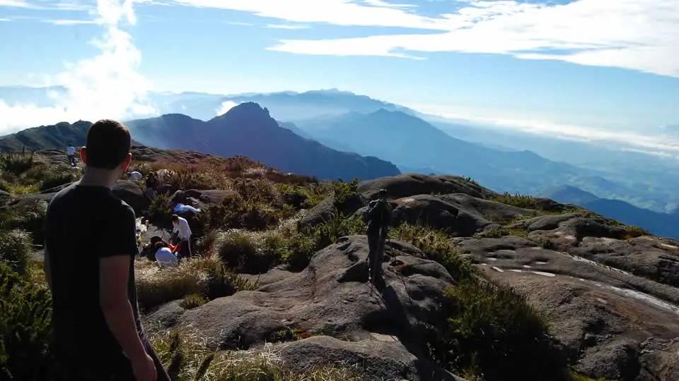 Vista da Cadeia Montanhosa da Serra da Mantiqueira e em último plano, a Serra Fina