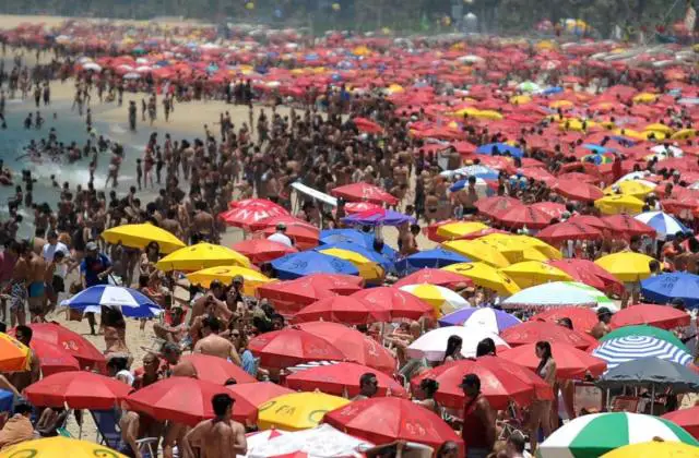 Empresários do turismo alertam: excursões estão afetando o litoral