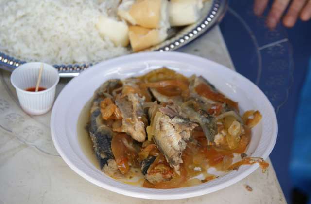 Festival da Sardinha de Ilhabela é realizado por pescadores locais