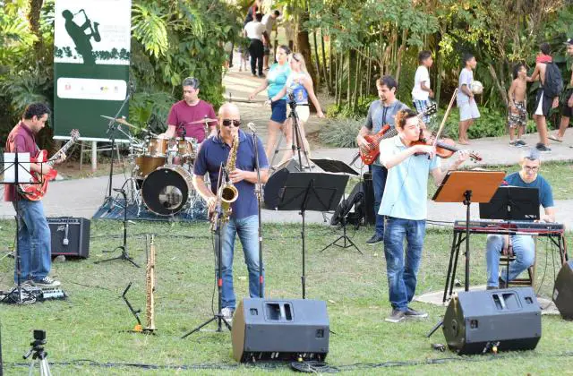 Jazz no Parque reúne artistas regionais em Jacareí