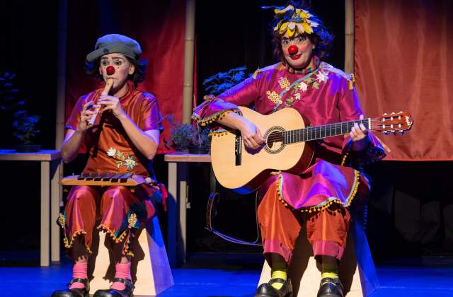 Cia. Pelo Cano apresenta O Jardim do Imperador em Ilhabela