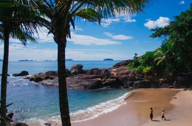 prainha-do-felix-conheca-este-lugar-encantador-em-ubatubasp