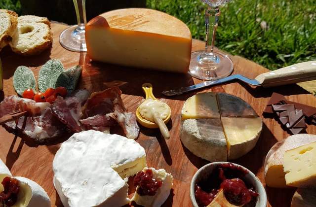 Guia paulista reúne 37 queijarias artesanais do estado de São Paulo