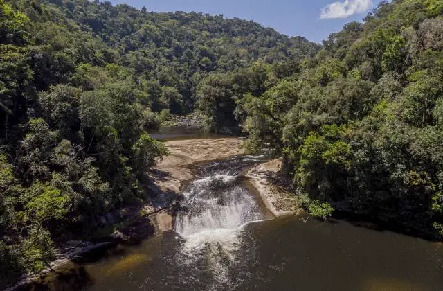 Trilha da cachoeira do Pito é perfeita para quem busca conexão com a natureza