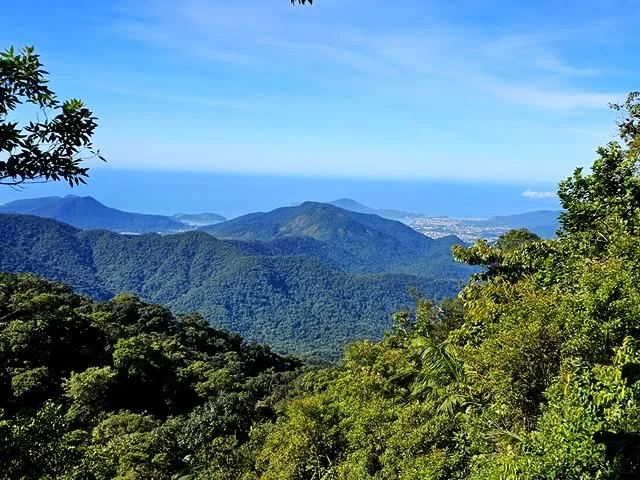 Ubatuba de Moto: Vista de mirante na serra do Mar, Rodovia Oswaldo Cruz