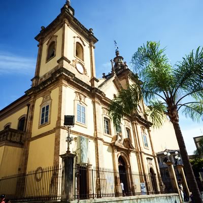 Explore a Rota Turística da Fé