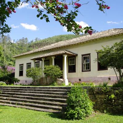 Visite Monteiro Lobato