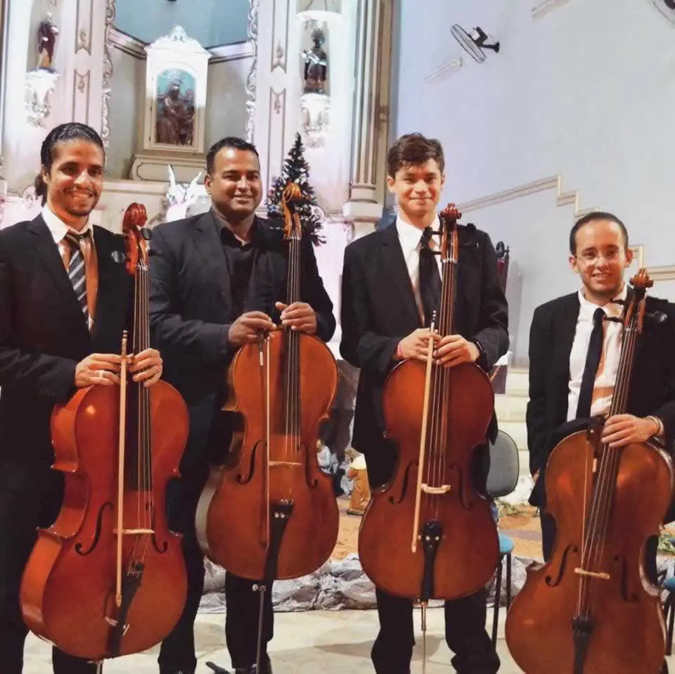 Camerata de Cordas da Orquestra Popular da Mantiqueira
