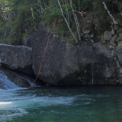 Poço Azul e Cachoeira da Pedreira