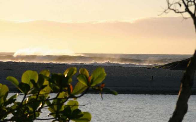 Amanhecer em Praia de Itamambuca